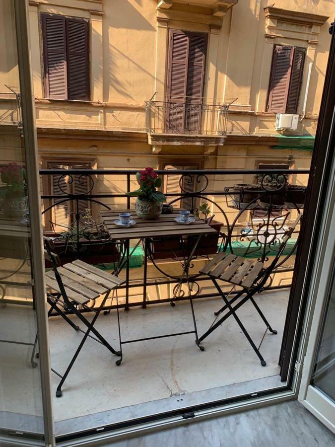 Apartament La Casa Di Nonna Neapol Zewnętrze zdjęcie
